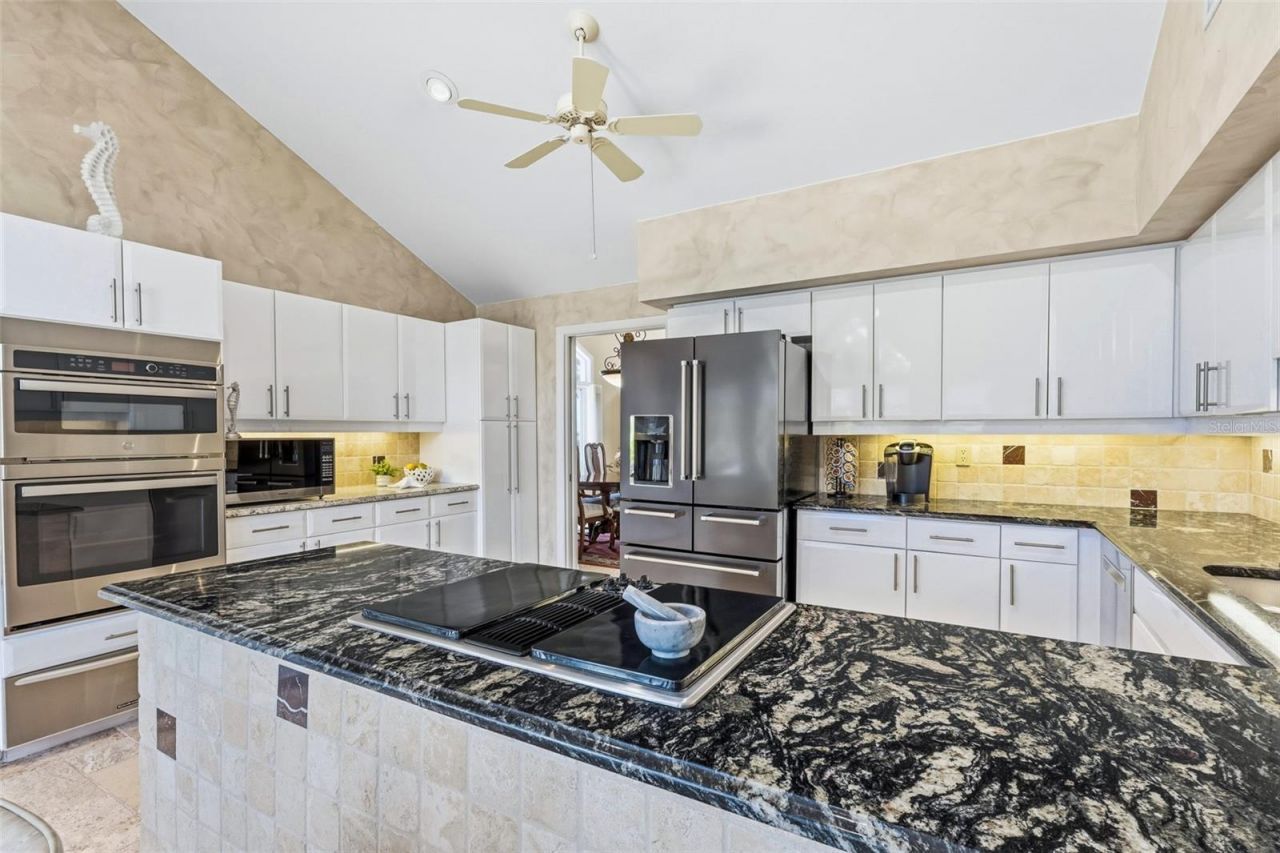 56 Tidy Island Boulevard, Unit 56, Bradenton, FL 34210 Photo