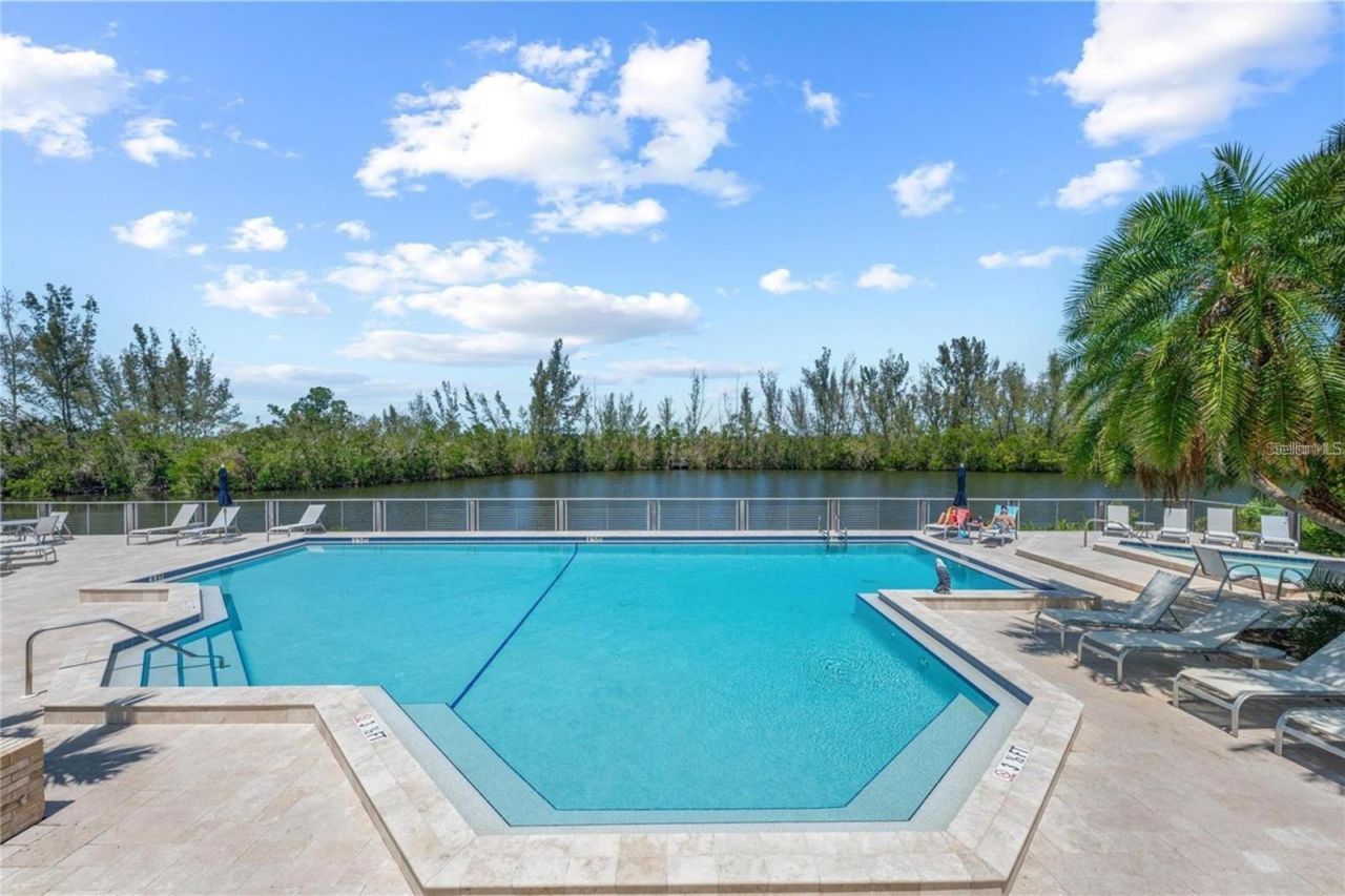 56 Tidy Island Boulevard, Unit 56, Bradenton, FL 34210 Photo