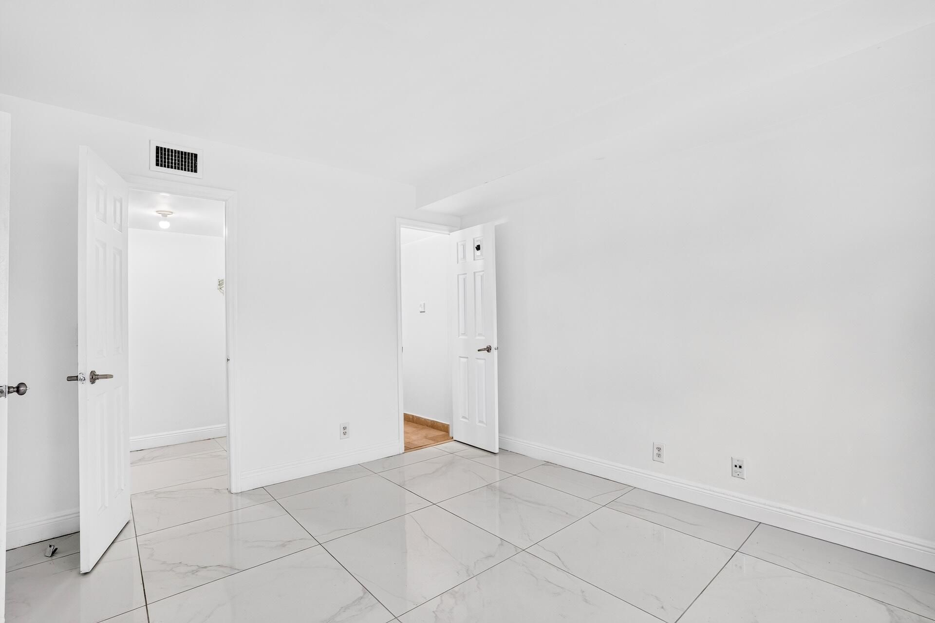 840 Pine Drive, Unit 104, Pompano Beach, FL 33060 Photo
