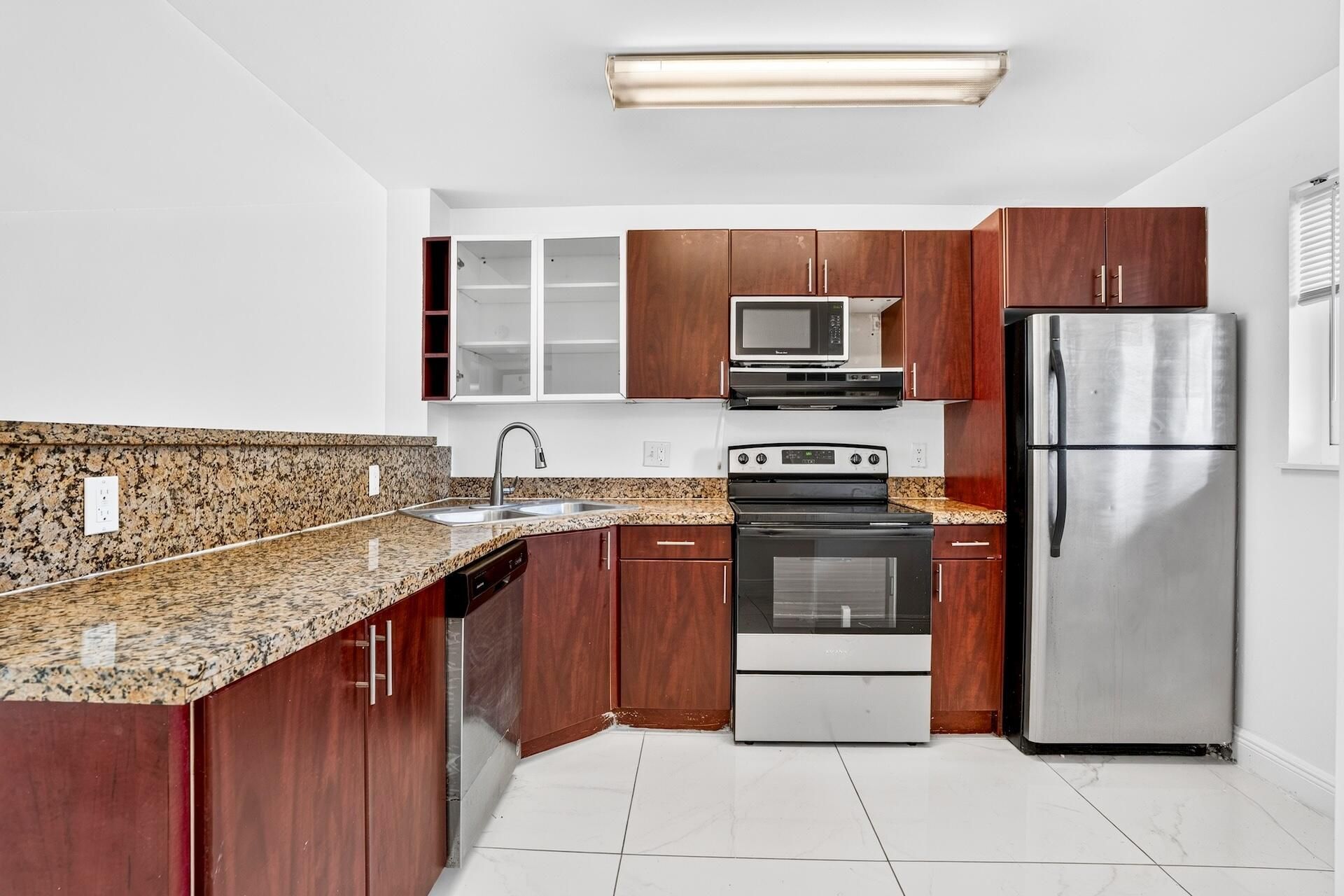 840 Pine Drive, Unit 104, Pompano Beach, FL 33060 Photo