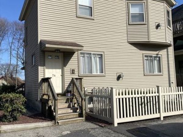 74 Lakewood, Unit 2L, Worcester, MA 01603