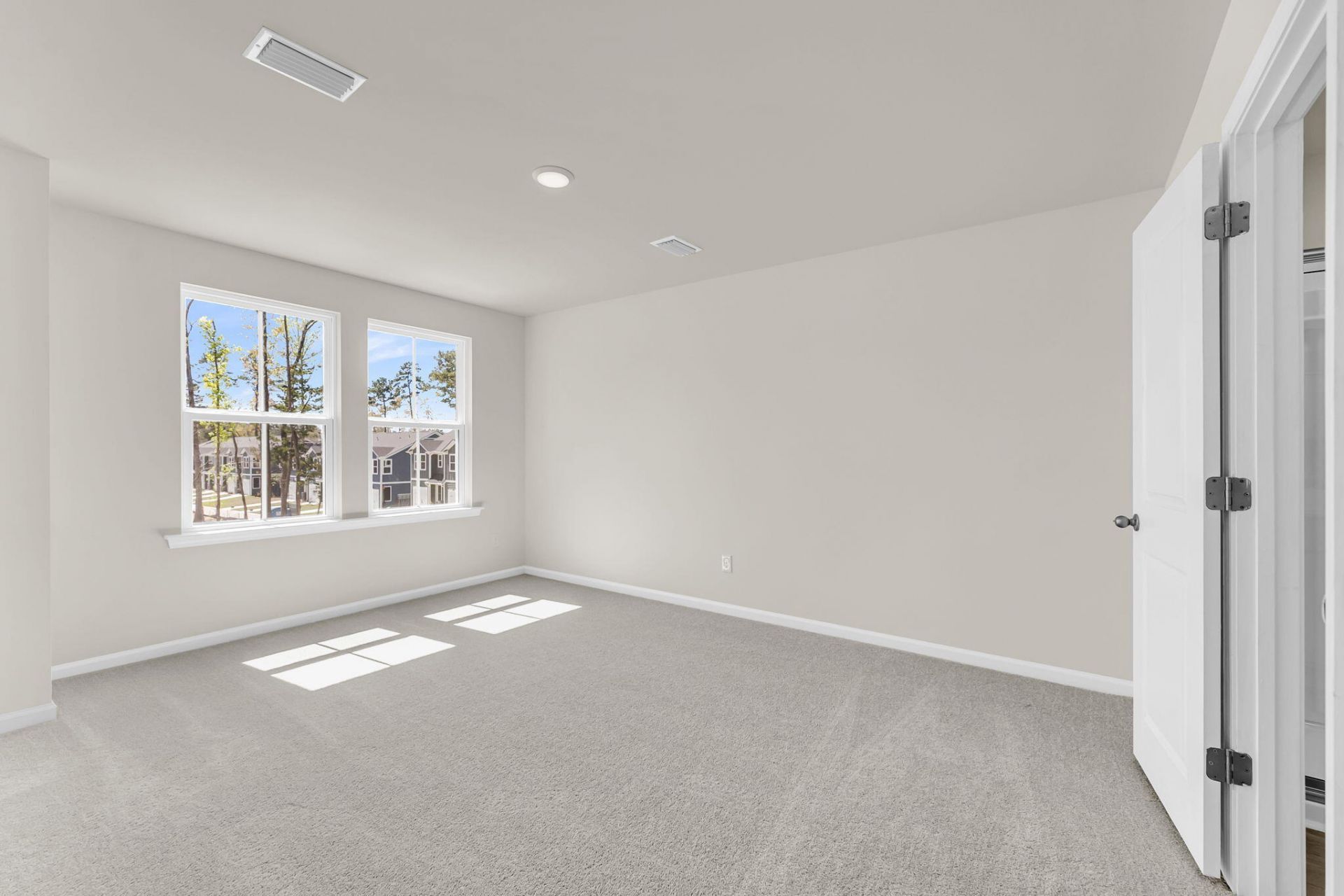 147 Berry Shoals Drive Photo 19