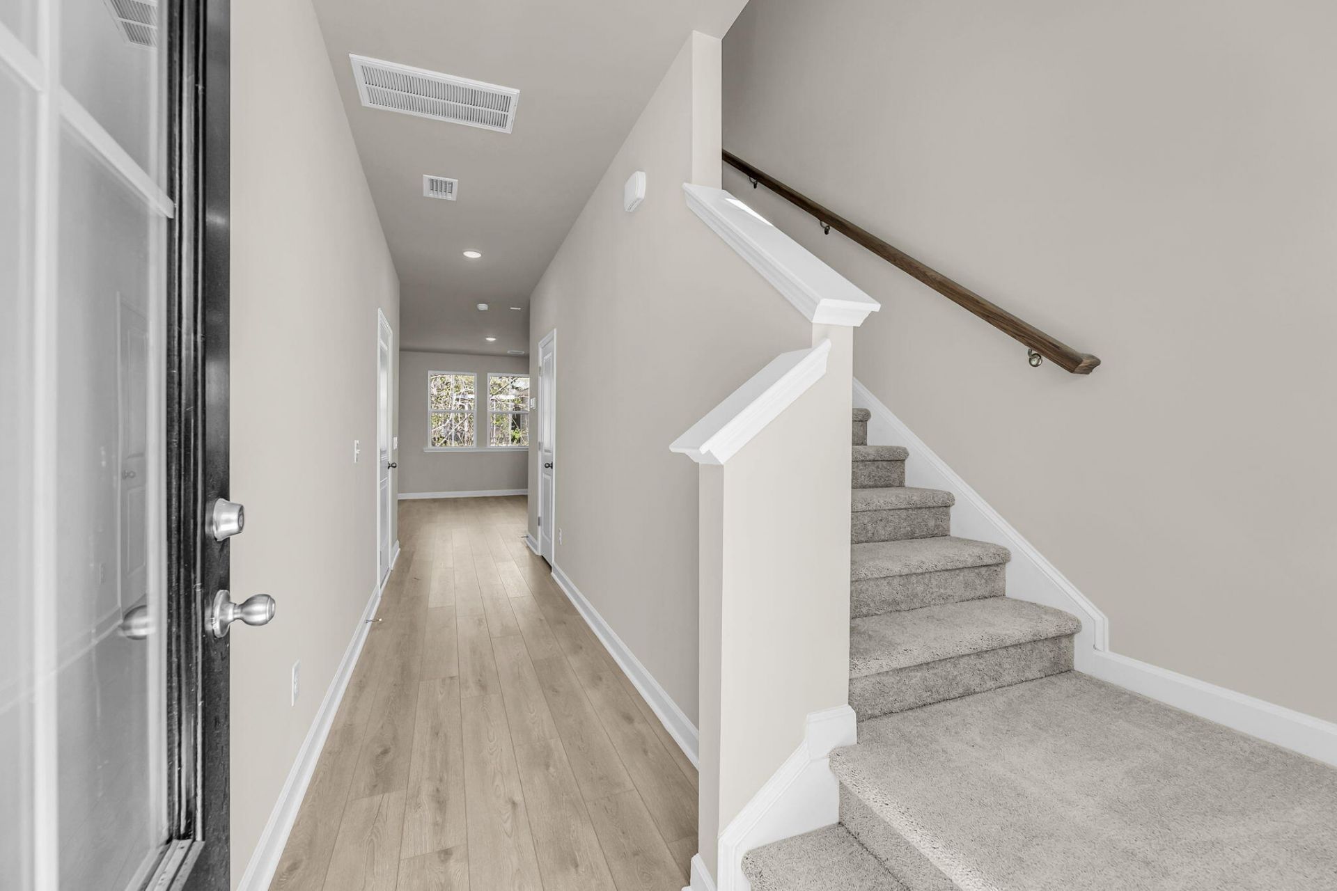 147 Berry Shoals Drive Photo 8