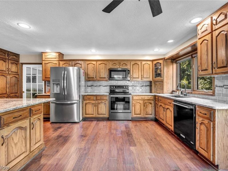 48261 Rice Road, Amherst, OH 44001 Photo 10