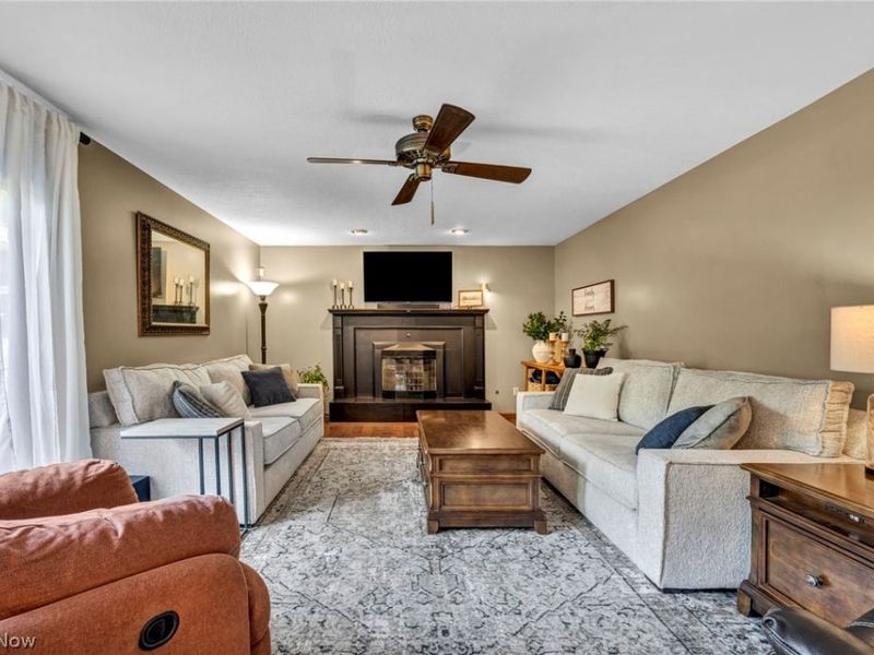 48261 Rice Road , Amherst, OH 44001 Photo 14