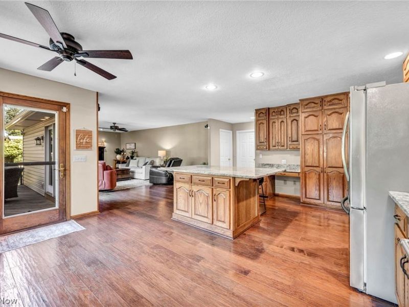 48261 Rice Road , Amherst, OH 44001 Photo 9