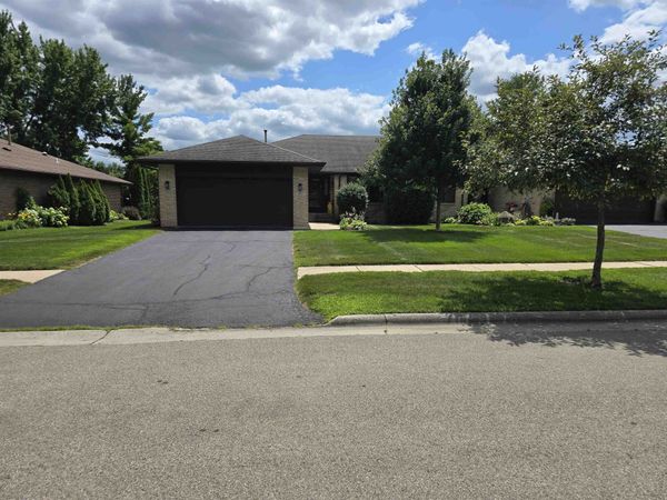 6667 SANDALWOOD, ROCKFORD, IL 61108