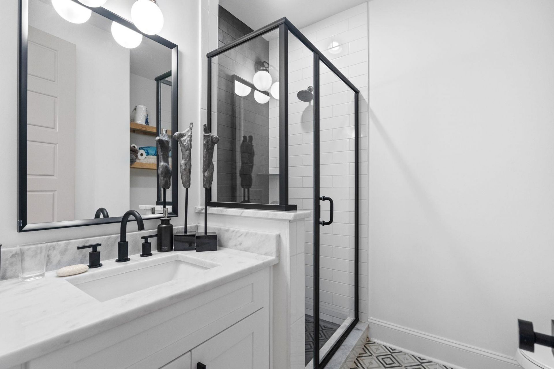 6714 Ocean Breeze Loop  Photo 40