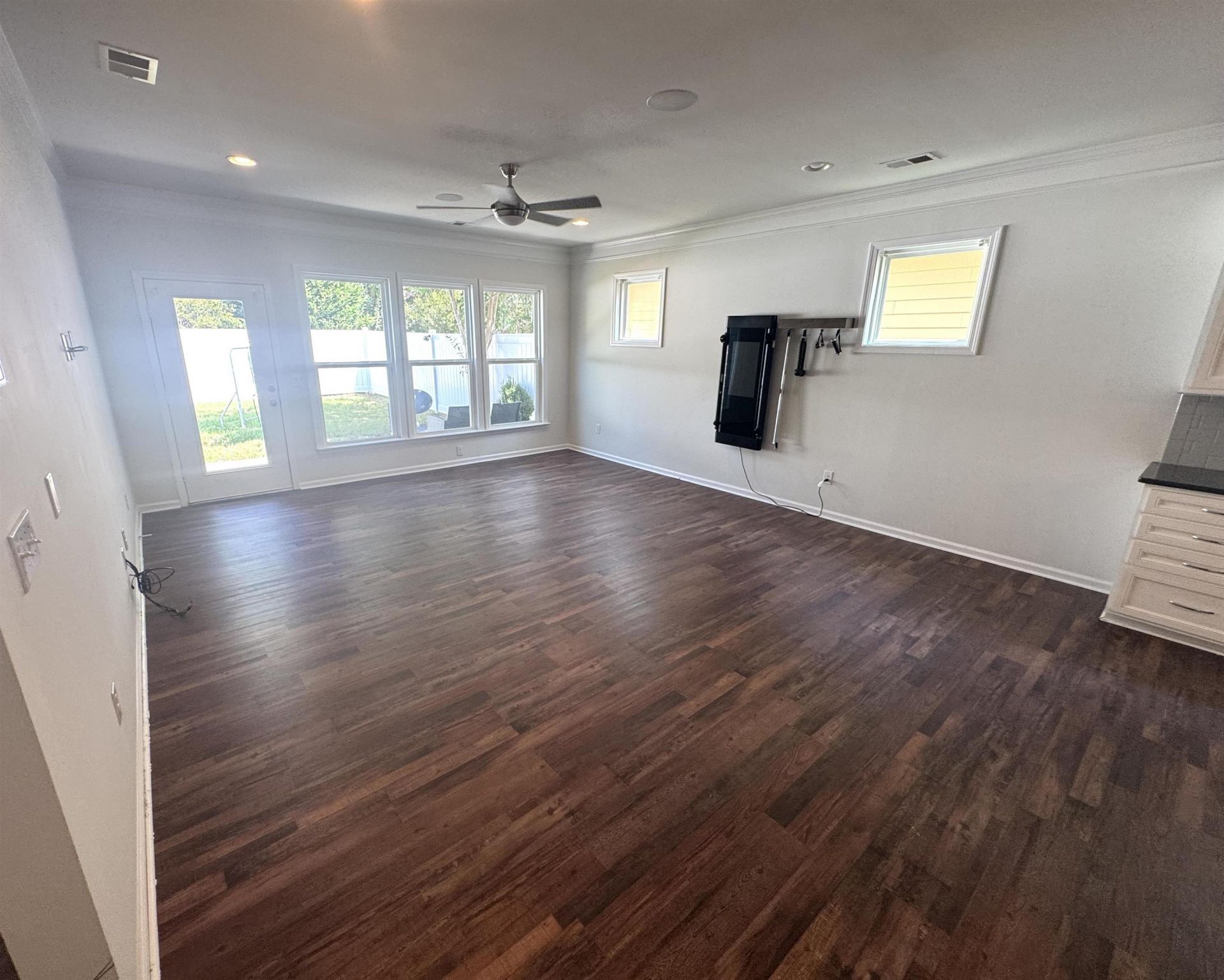 2412 Tidewatch Way Photo 11
