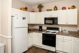 4431 Montrose Ln.  photo 4