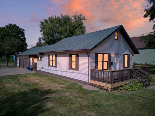 201 4th Street NE, Crosby, MN 56441