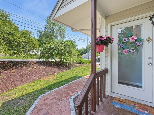 1 Strathmore Shire Dr, Unit A, Uxbridge, MA 01569