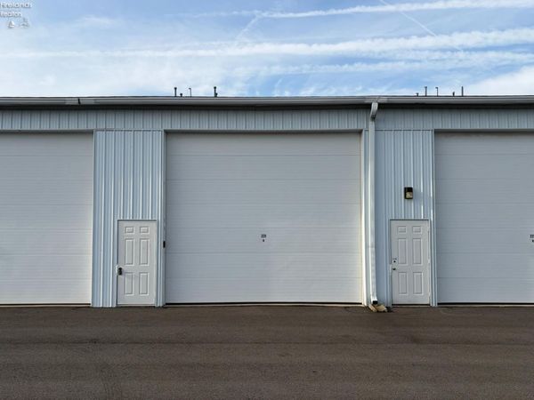 3720 E Aqua Aire Drive, Unit 221, Port Clinton, OH 43452