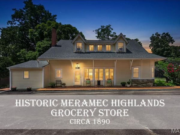 1015 Barberry Lane, St Louis, MO 63122