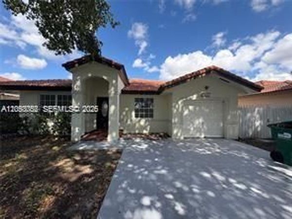 14845 SW 36th Ter , Miami, FL 33185