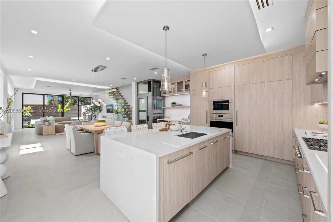 1418 NE 6th St , Fort Lauderdale, FL 33304 Photo