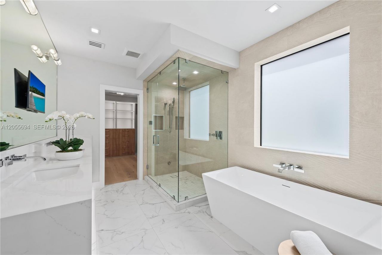 1418 NE 6th St, Fort Lauderdale, FL 33304 Photo