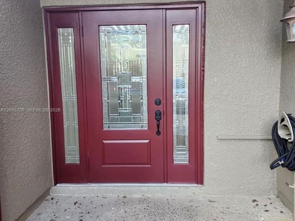 11130 N Lakeview Dr , Unit 1, Pembroke Pines, FL 33026
