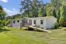 104 Autumn Lane photo 4