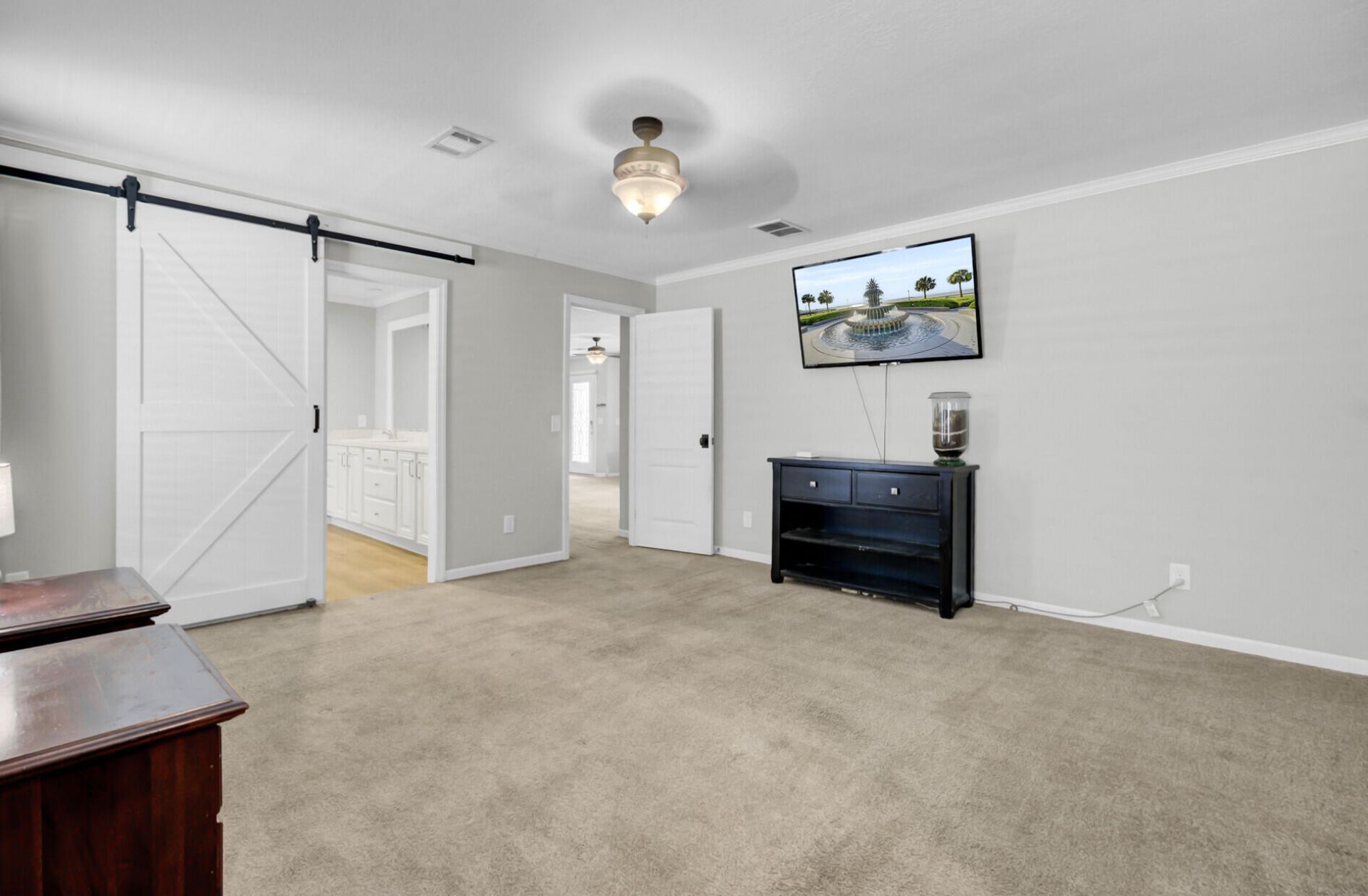 104 Autumn Lane Photo 21