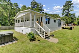 104 Autumn Lane photo 4