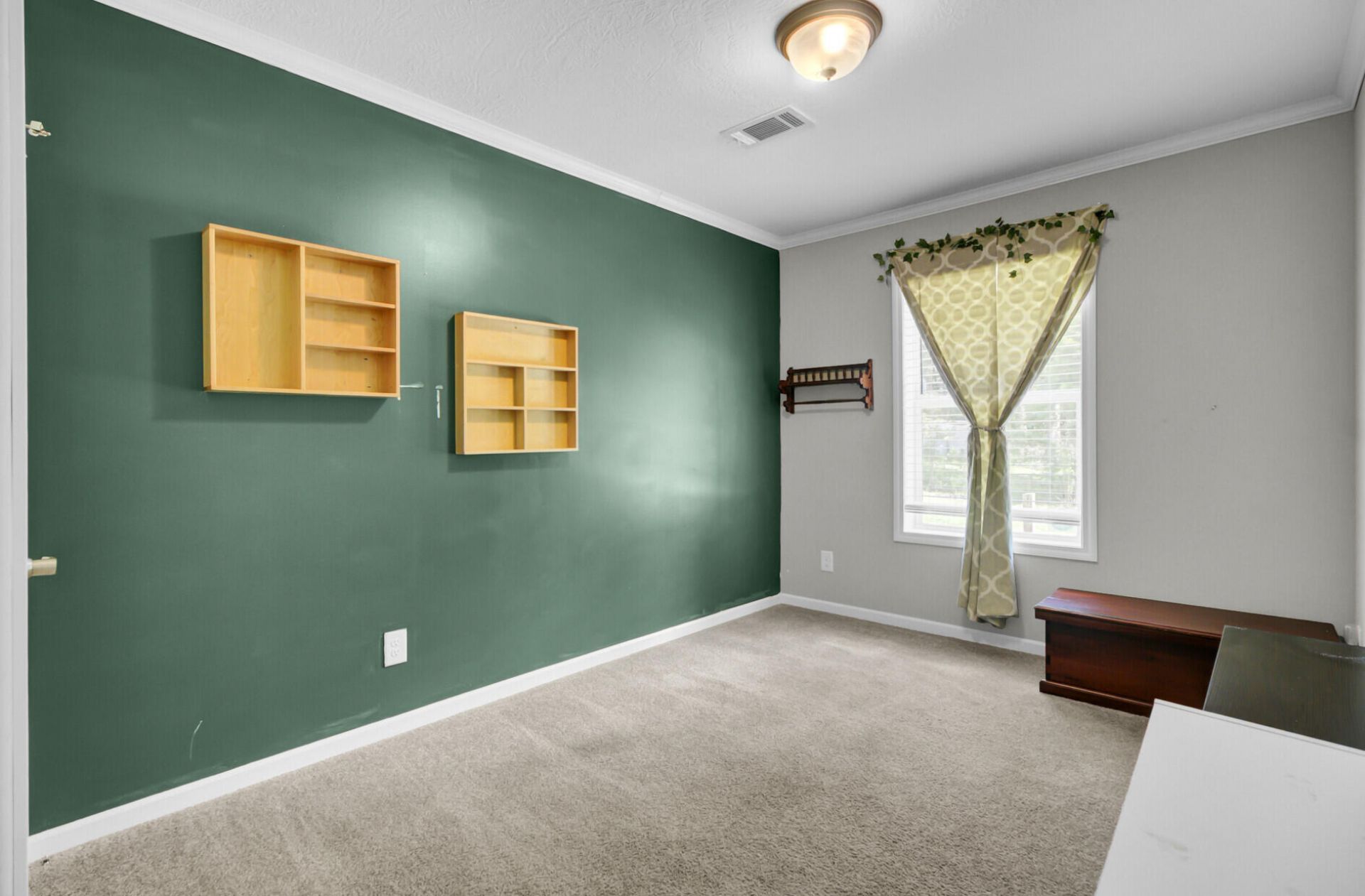 104 Autumn Lane Photo 30