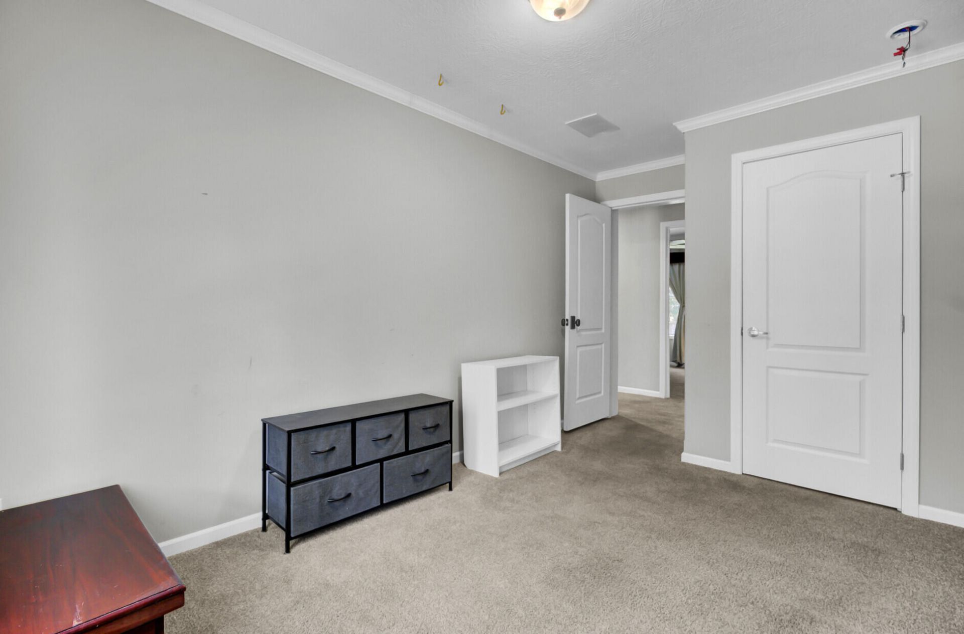 104 Autumn Lane Photo 31