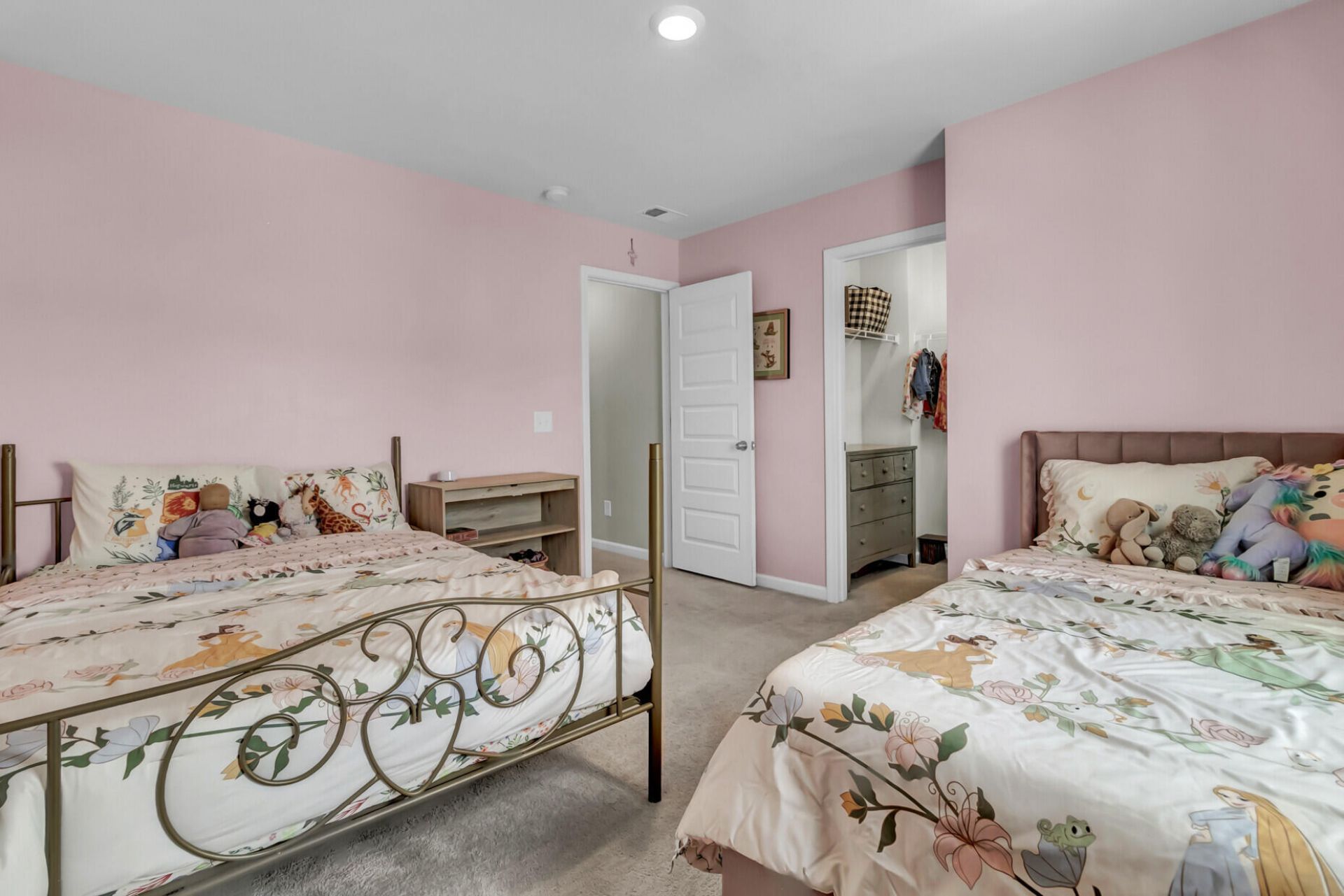 513 Yellow Leaf Lane Photo 30