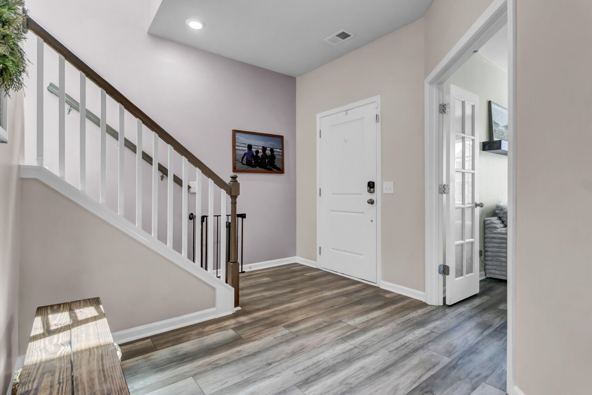 513 Yellow Leaf Lane Photo 4
