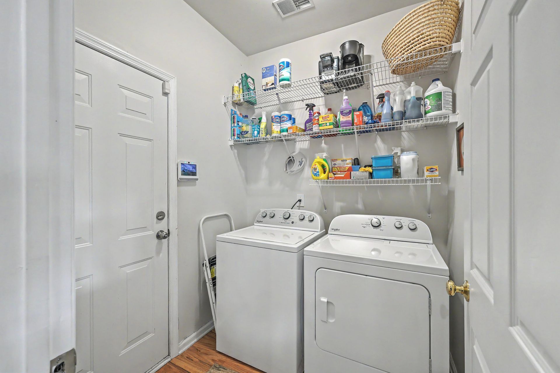 583 Ivy Circle Photo 30