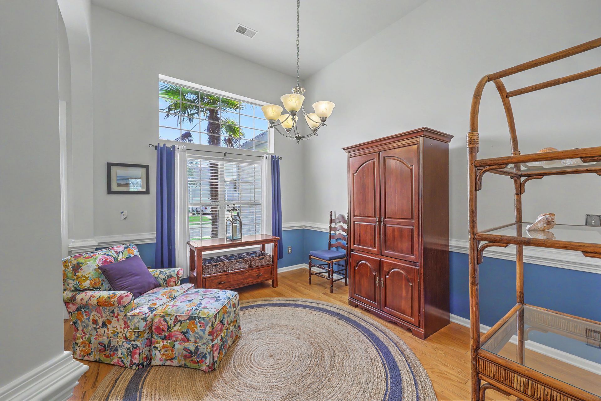 583 Ivy Circle Photo 7