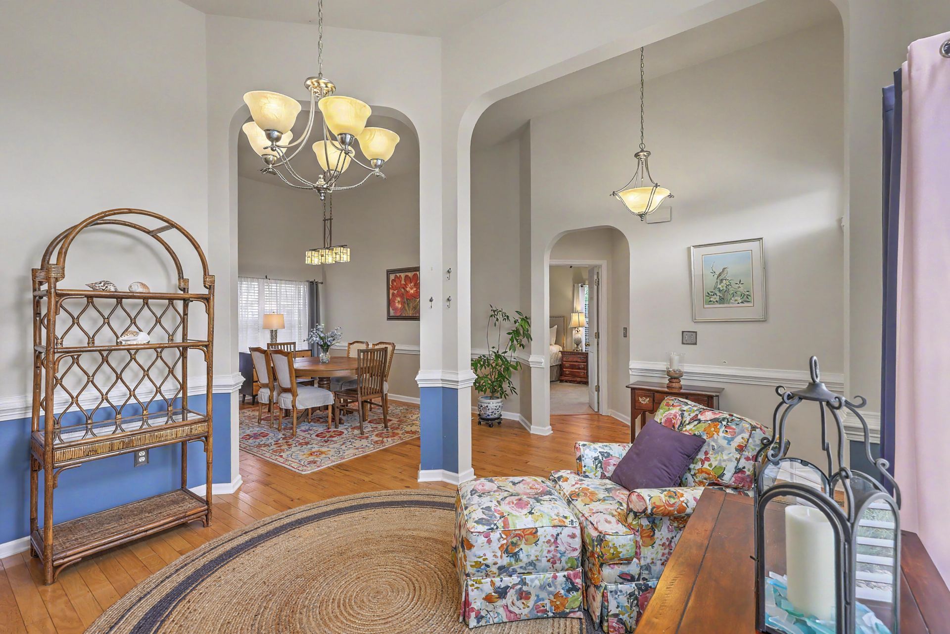583 Ivy Circle Photo 9