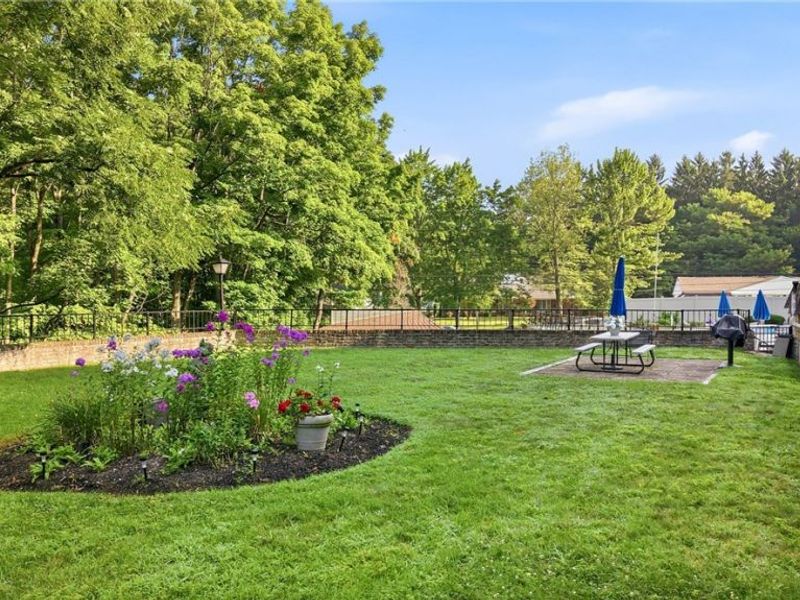 5200 West Boulevard, Boardman, OH 44512 Photo 3