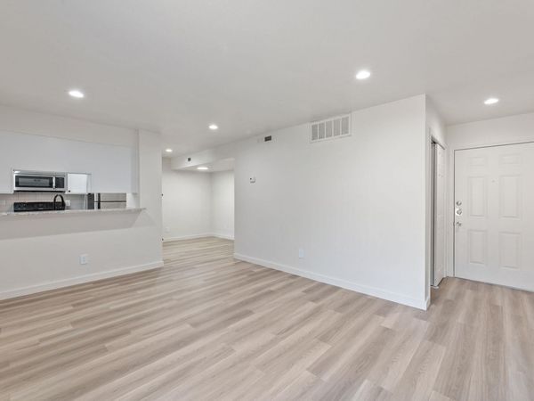 3819 Southway DR, Unit #105, Austin, TX 78704
