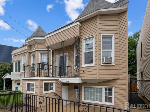 1009 Paterson Plank Road, North Bergen, NJ 07047