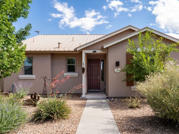 121 Rancho Viejo Boulevard , Santa Fe, NM 87507
