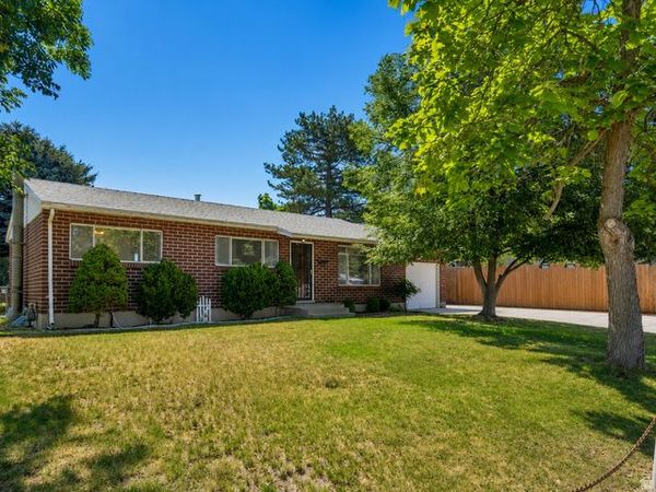 6871 S SPRINGBROOK WAY E, Cottonwood Heights, UT 84121