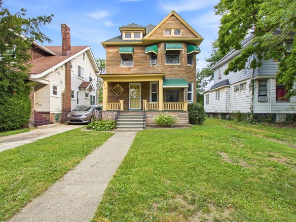 574 Woodland Street, Detroit, MI 48202