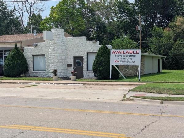 1931 Seward Avenue, Topeka, KS 66616