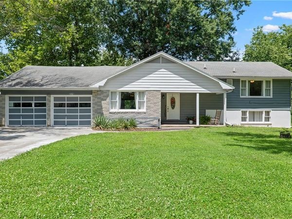 2315 E 16th Street, Sedalia, MO 65301