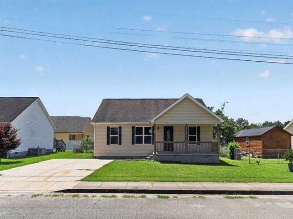 419 W 2nd Street, Jasper, TN 37347