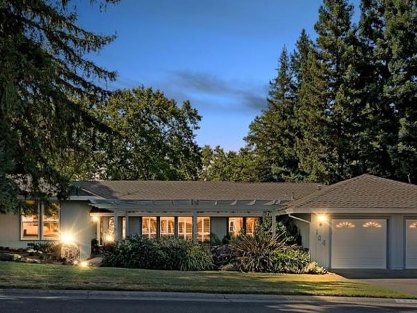 104 Oak Rock Cir, Folsom, CA 95630