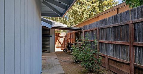 104 Oak Rock Cir, Folsom, CA 95630 Photo