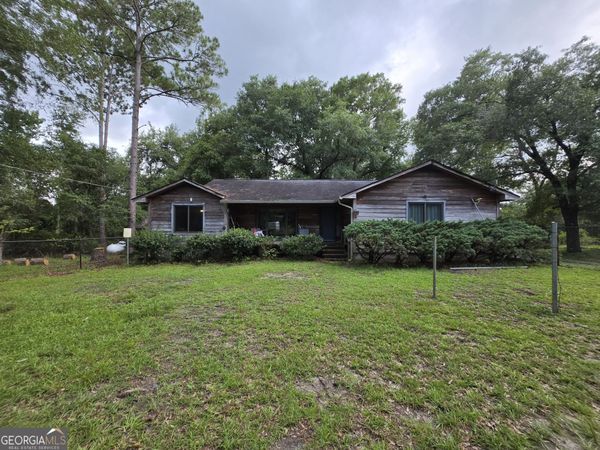 56 April Lane, Chauncey, GA 31011