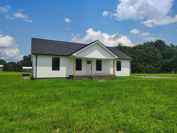 1164 Shiloh Road, Lafayette, TN 37083
