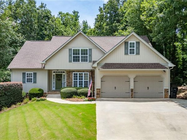 646 Forest Pine Dr, Ball Ground, GA 30107