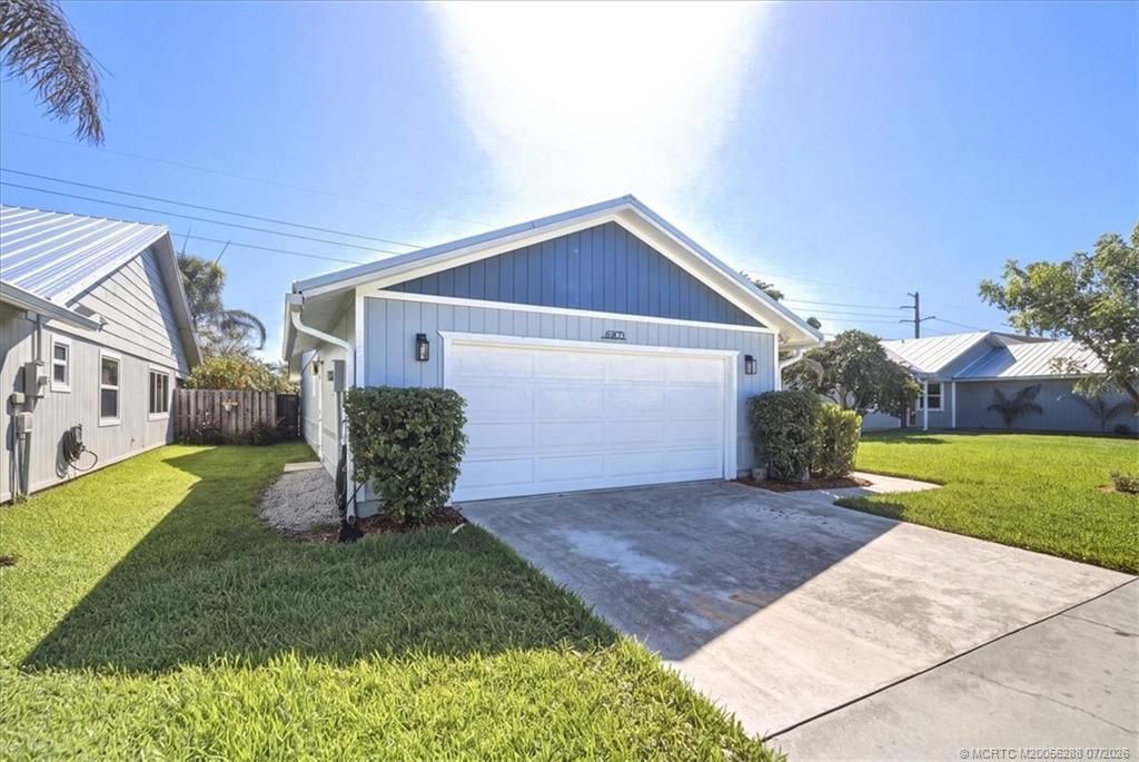6703 SE Raintree Avenue, Stuart, FL 34997 Photo