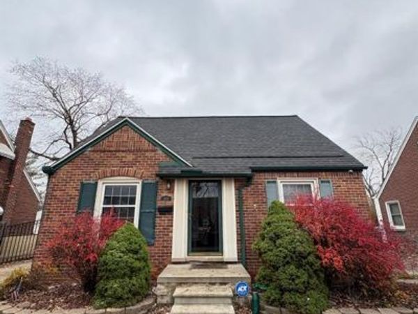 2625 Walnut Street , Dearborn, MI 48124