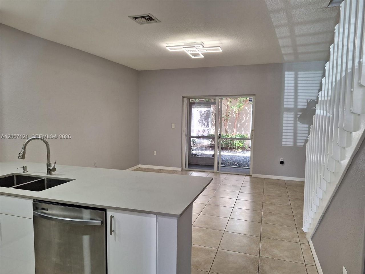 5761 NW 115th Ct , Unit 102, Doral, FL 33178 Photo