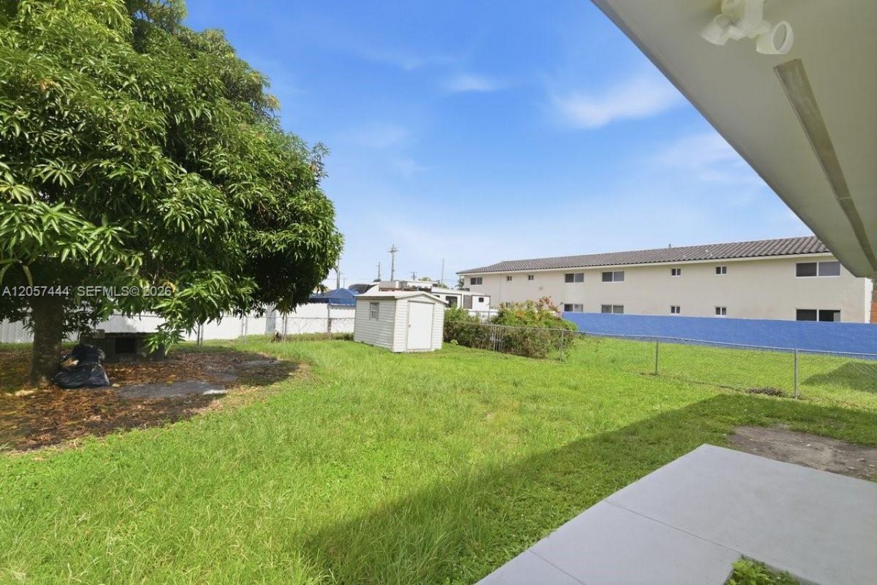2288 W 4th Ct, Hialeah, FL 33010 Photo
